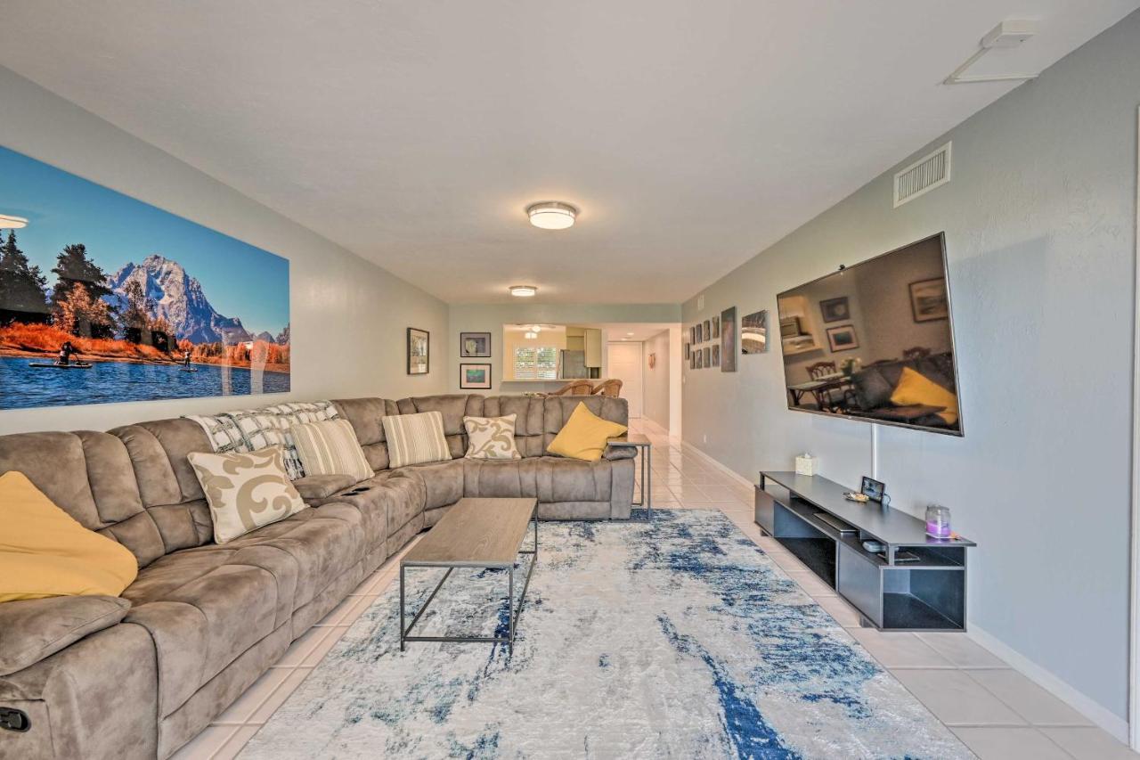 First-Floor Naples Condo About 3 Mi To Beaches! Exterior photo