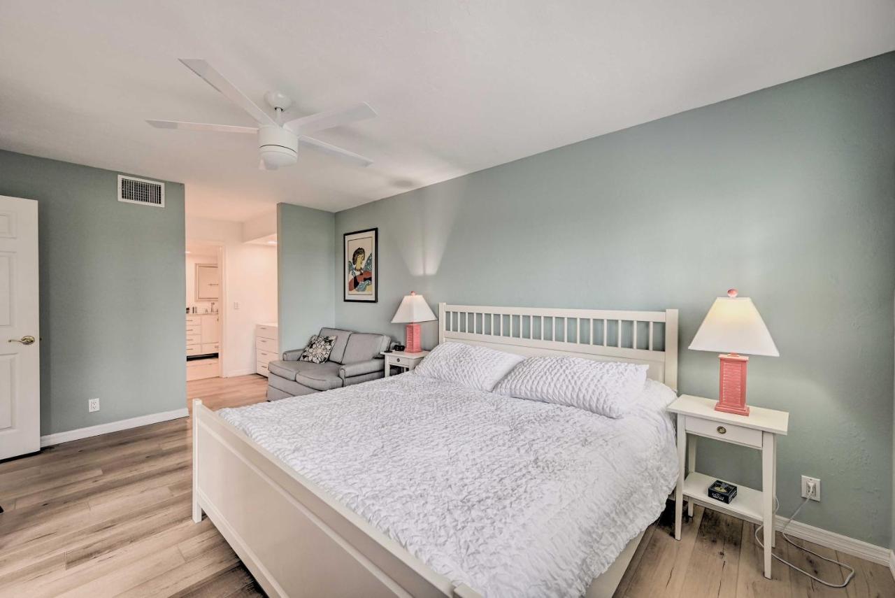 First-Floor Naples Condo About 3 Mi To Beaches! Exterior photo